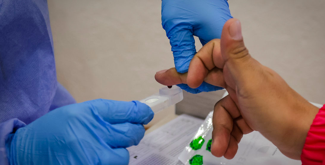 Normalizar pruebas rápidas, una forma de detectar a tiempo el VIH
