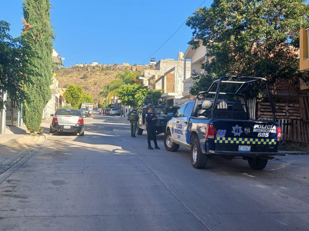 Evacuan a vecinos de Cumbres del Sol por retiro de artefacto explosivo