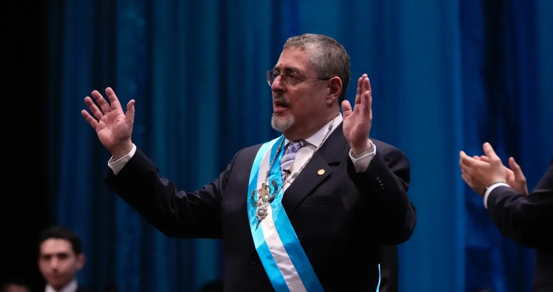 Arévalo jura como Presidente de Guatemala luego de fuerte resistencia en el Congreso