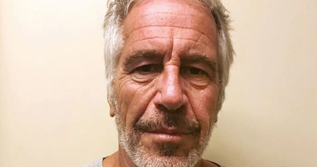 No hay lista de clientes, pero sí 40 documentos que ligan a Jeffrey Epstein con poderosos
