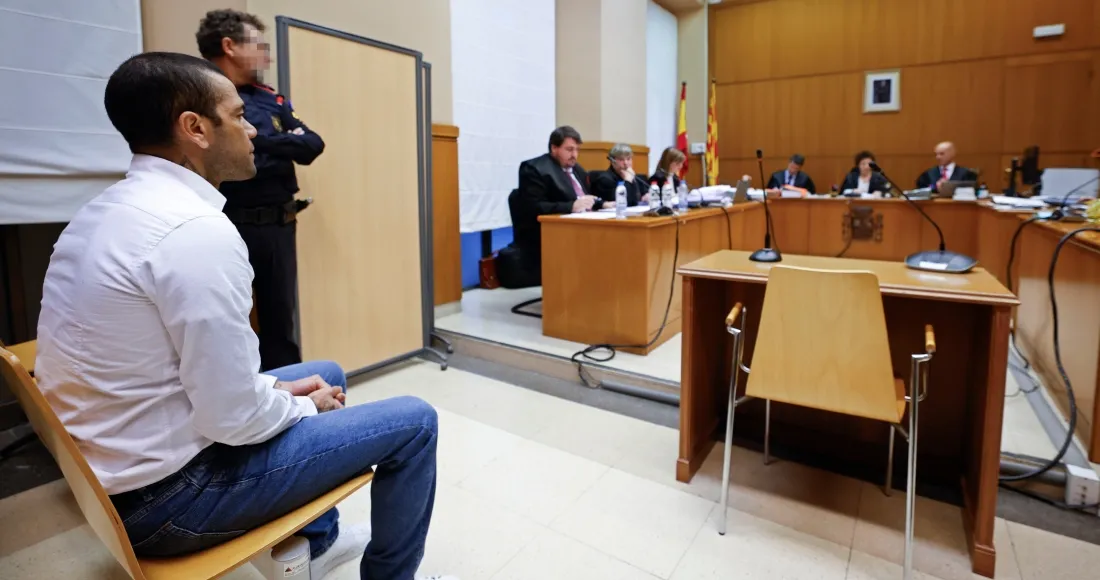 El juicio contra Dani Alves inicia en España; lleva un año preso por agresión sexual